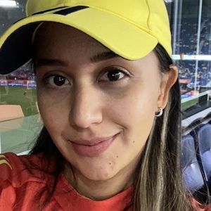 Meet your Posher, Cristina